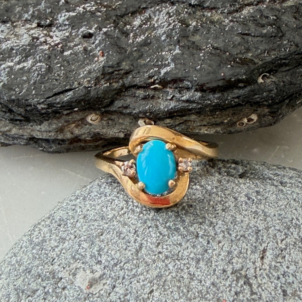 Vintage 14K Gold Native American Turquoise Ring - Picture 11 of 16